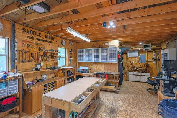 $580,000 | 309 Tejas Trail, Springtown, TX 76082