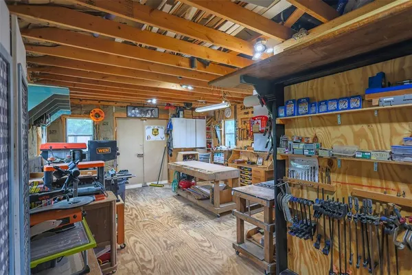 $580,000 | 309 Tejas Trail, Springtown, TX 76082