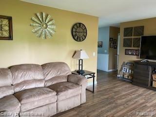 6444 Elms Road Swartz Creek, MI 48473 - Photo 14 of 47 6444 elms living room 2.jpg