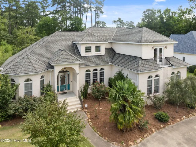 $642,999 | 414 Crown Drive, Washington, NC 27889