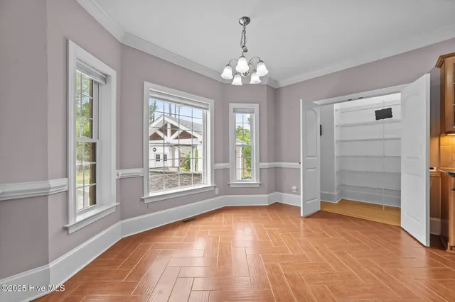 $642,999 | 414 Crown Drive, Washington, NC 27889