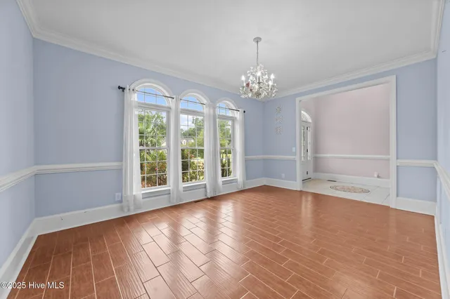 $642,999 | 414 Crown Drive, Washington, NC 27889