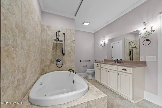 $642,999 | 414 Crown Drive, Washington, NC 27889