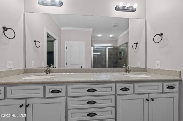 $599,999 | 414 Crown Drive, Washington, NC 27889
