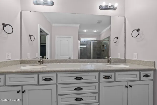 $642,999 | 414 Crown Drive, Washington, NC 27889