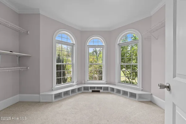 $599,999 | 414 Crown Drive, Washington, NC 27889