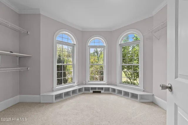 $642,999 | 414 Crown Drive, Washington, NC 27889