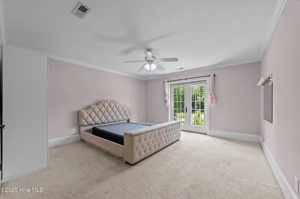 $599,999 | 414 Crown Drive, Washington, NC 27889