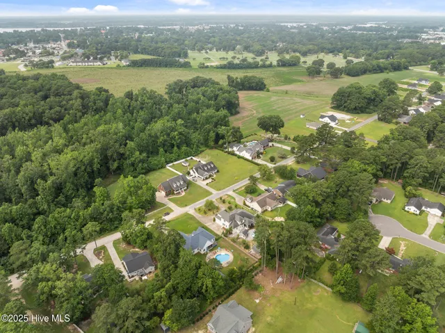 $642,999 | 414 Crown Drive, Washington, NC 27889