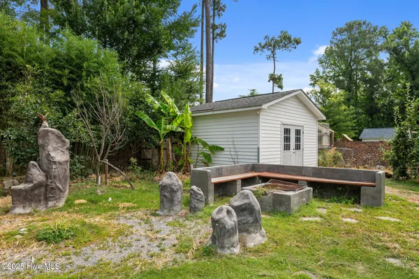 $599,999 | 414 Crown Drive, Washington, NC 27889