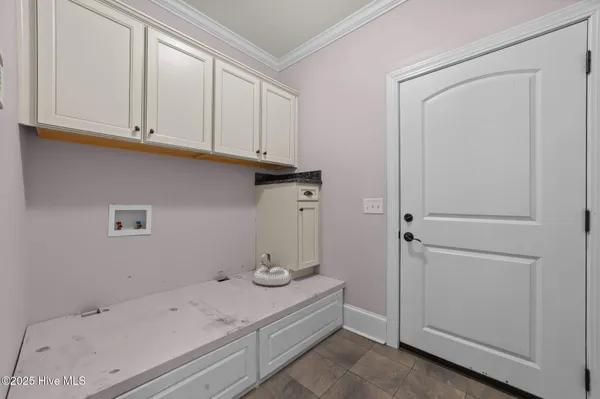 $599,999 | 414 Crown Drive, Washington, NC 27889