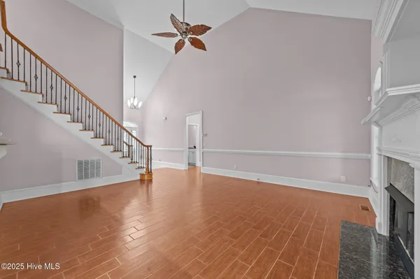 $599,999 | 414 Crown Drive, Washington, NC 27889