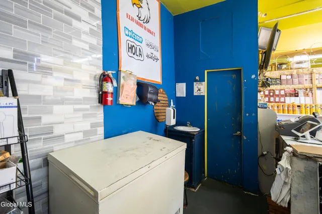 $299,900 | 301 Ontario Street, Albany, NY 12208