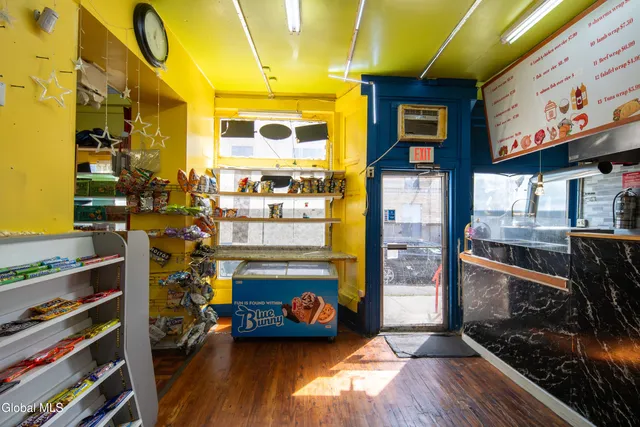 $299,900 | 301 Ontario Street, Albany, NY 12208