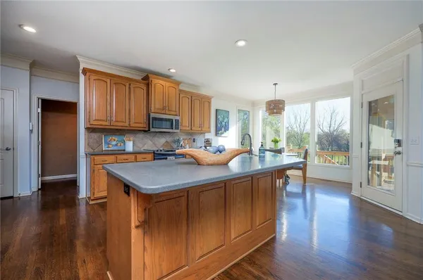 $875,000 | 14413 Perry Street, Overland Park, KS 66221