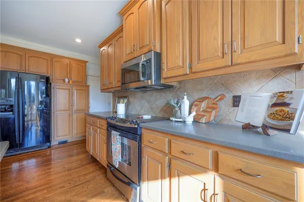 $875,000 | 14413 Perry Street, Overland Park, KS 66221