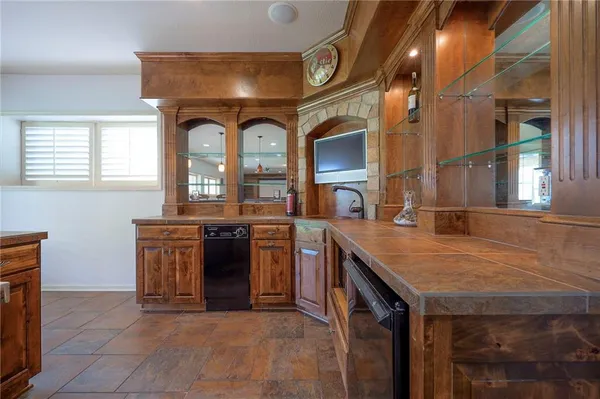 $875,000 | 14413 Perry Street, Overland Park, KS 66221