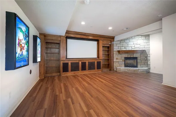 $875,000 | 14413 Perry Street, Overland Park, KS 66221