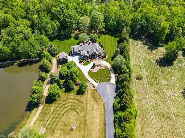 $2,275,000 | 5787 Meadow Pond Court, Summerfield, NC 27358