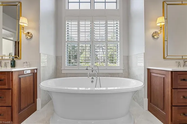 $2,400,000 | 5787 Meadow Pond Court, Summerfield, NC 27358