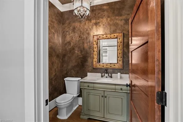 $2,400,000 | 5787 Meadow Pond Court, Summerfield, NC 27358