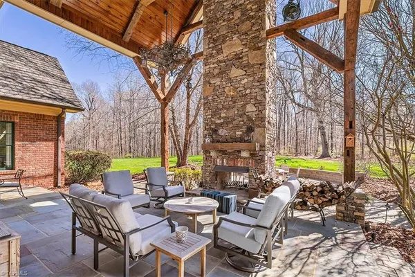 $2,400,000 | 5787 Meadow Pond Court, Summerfield, NC 27358