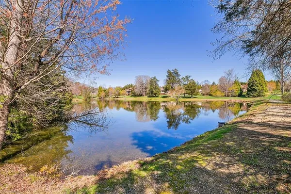 $2,400,000 | 5787 Meadow Pond Court, Summerfield, NC 27358