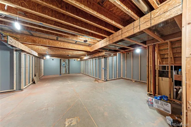 a view of an outdoor space