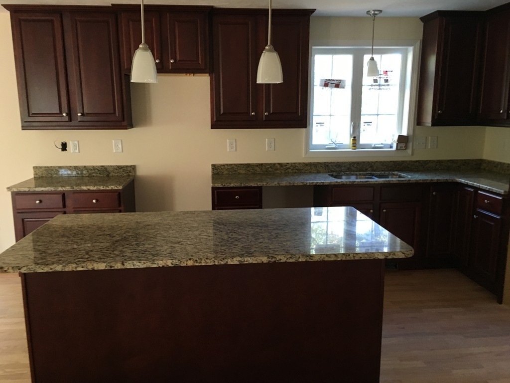 85 Bridle Road Billerica, MA 01821 - Photo 10 of 17 Gallery Image 10