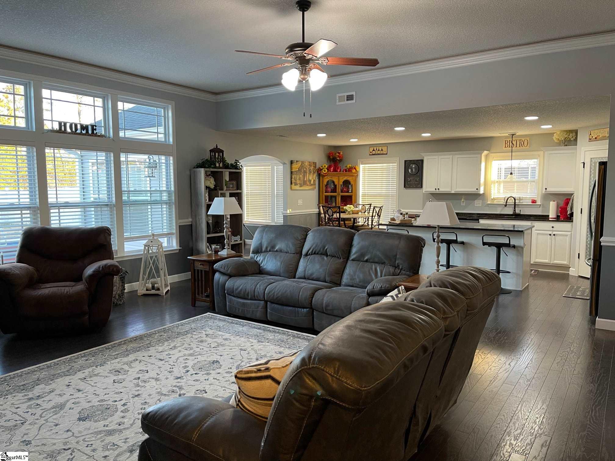 447 Roys Place Wellford, SC 29385 - Photo 5 of 24