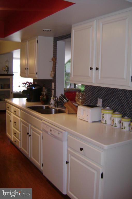 136 Pepperton Court Lititz, PA 17543 - Photo 9 of 39 Gallery Image 9