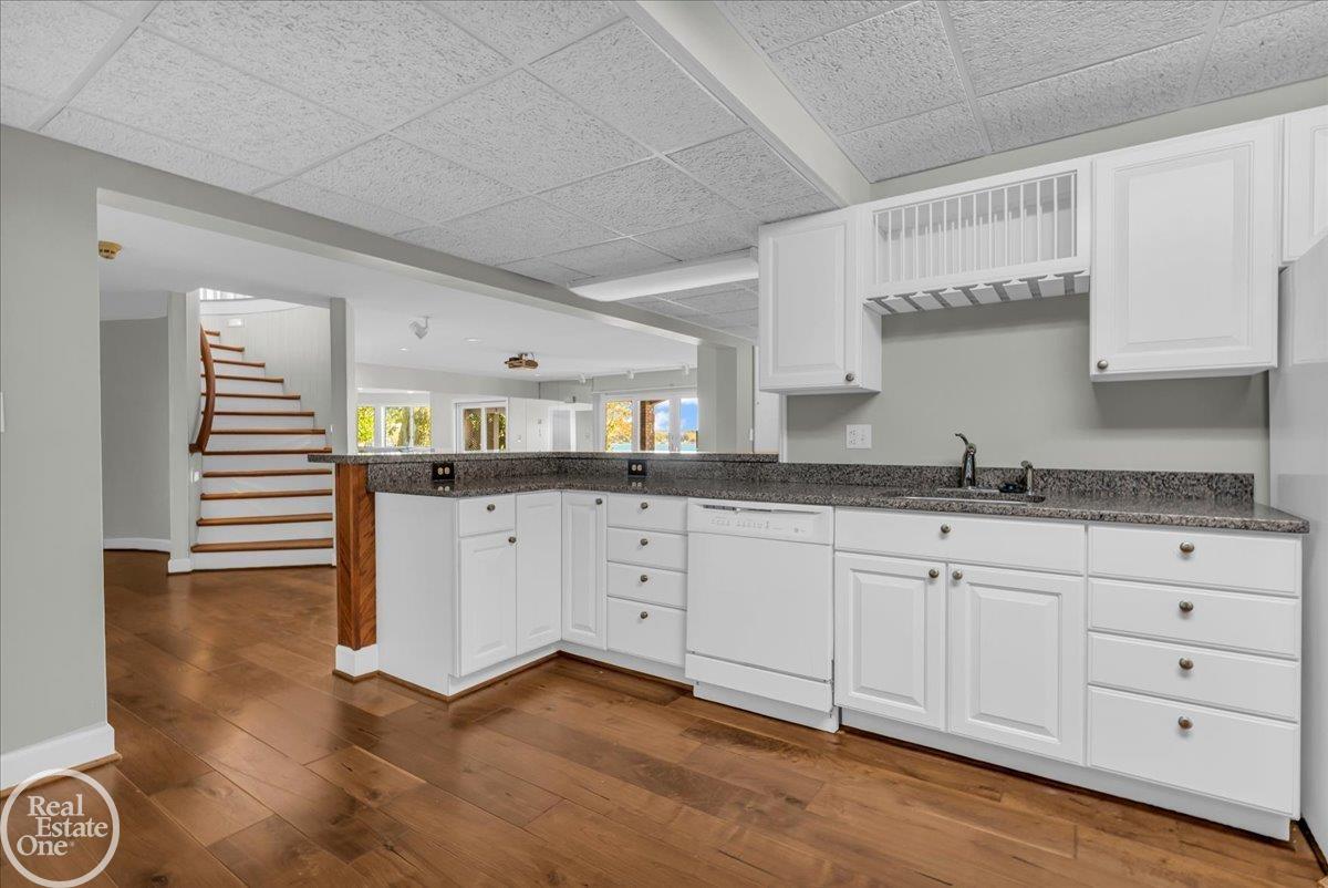 770 North Riverside Avenue St. Clair, MI 48079 - Photo 44 of 52