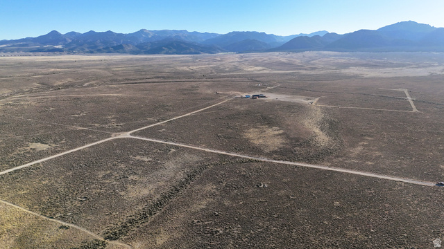 4855 Peakview Road Panguitch, UT 84759 - Photo 14 of 33 Overview of rural landscape with a mountainous background