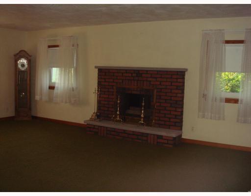 357 Leeper Road Belle Vernon, PA 15012 - Photo 2 of 8 Living Room.