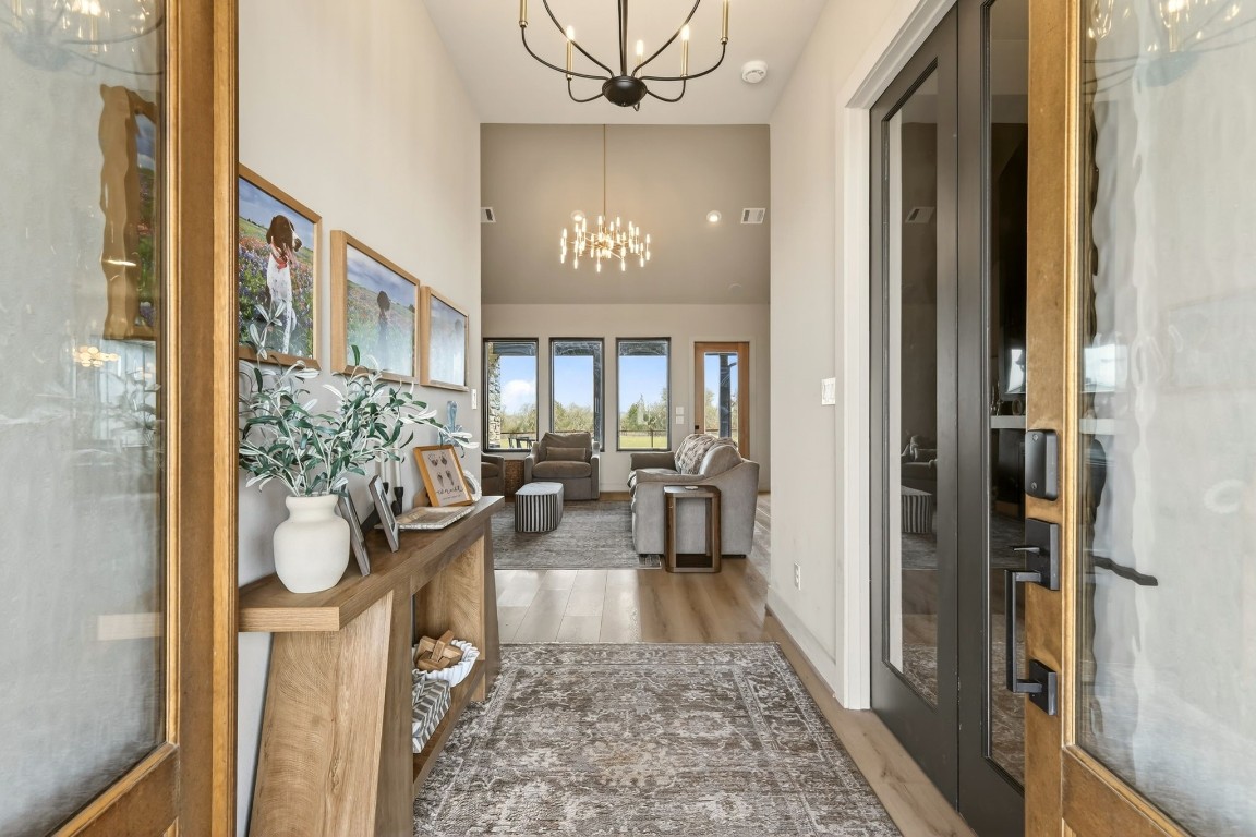 115 Country View Lane Schulenburg, TX 78956 - Photo 5 of 44 a view of entryway