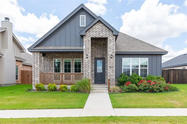 $360,000 | 4013 Legacy Boulevard, Clyde, TX 79510