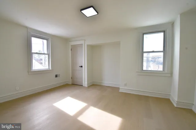 $289,000 | 247 Heather Road, Upper Darby, PA 19082