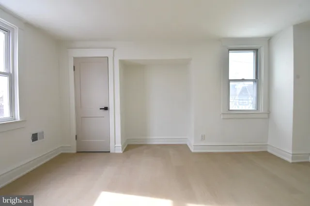 $289,000 | 247 Heather Road, Upper Darby, PA 19082