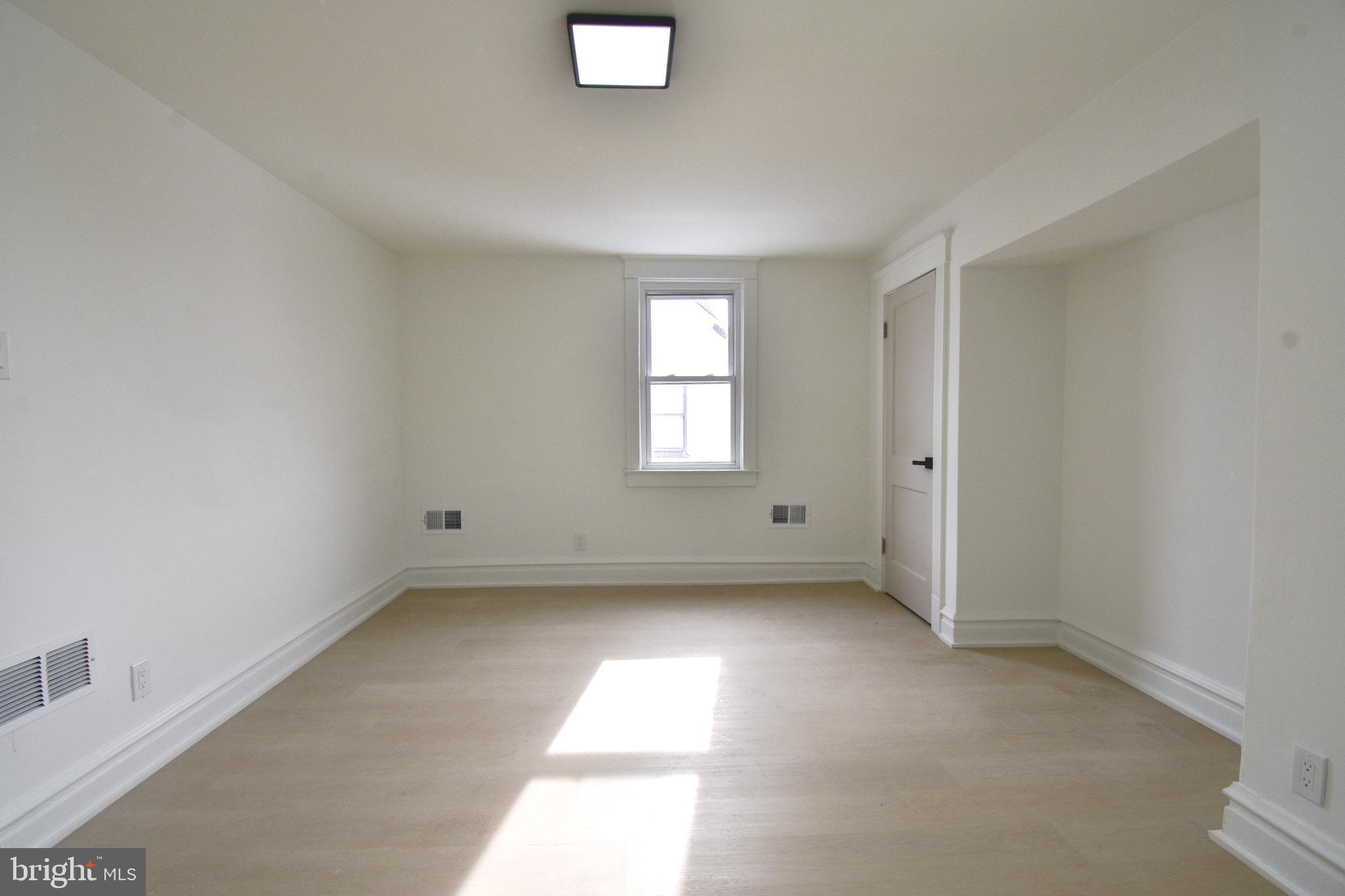 247 Heather Road Upper Darby, PA 19082 - Photo 15 of 24