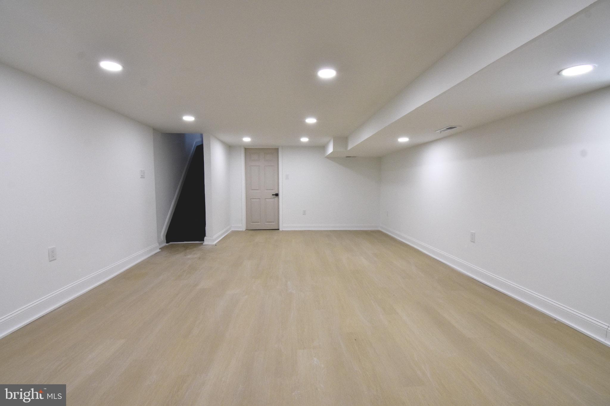 247 Heather Road Upper Darby, PA 19082 - Photo 20 of 24