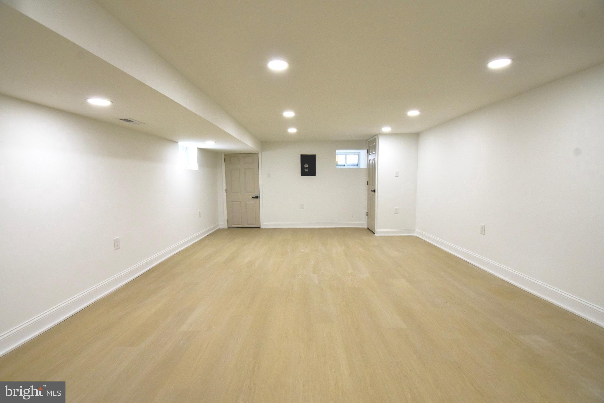 247 Heather Road Upper Darby, PA 19082 - Photo 21 of 24