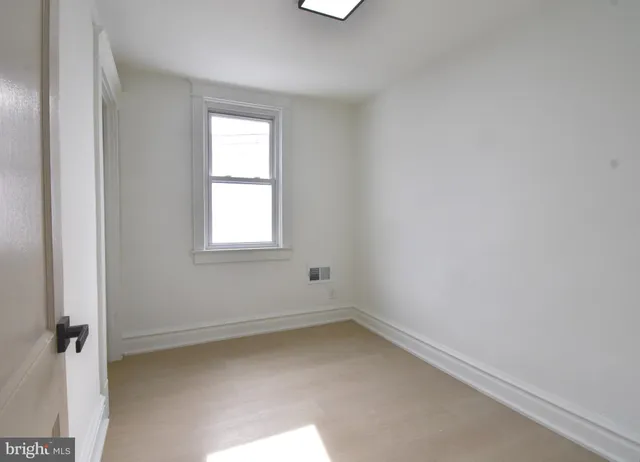 $289,000 | 247 Heather Road, Upper Darby, PA 19082