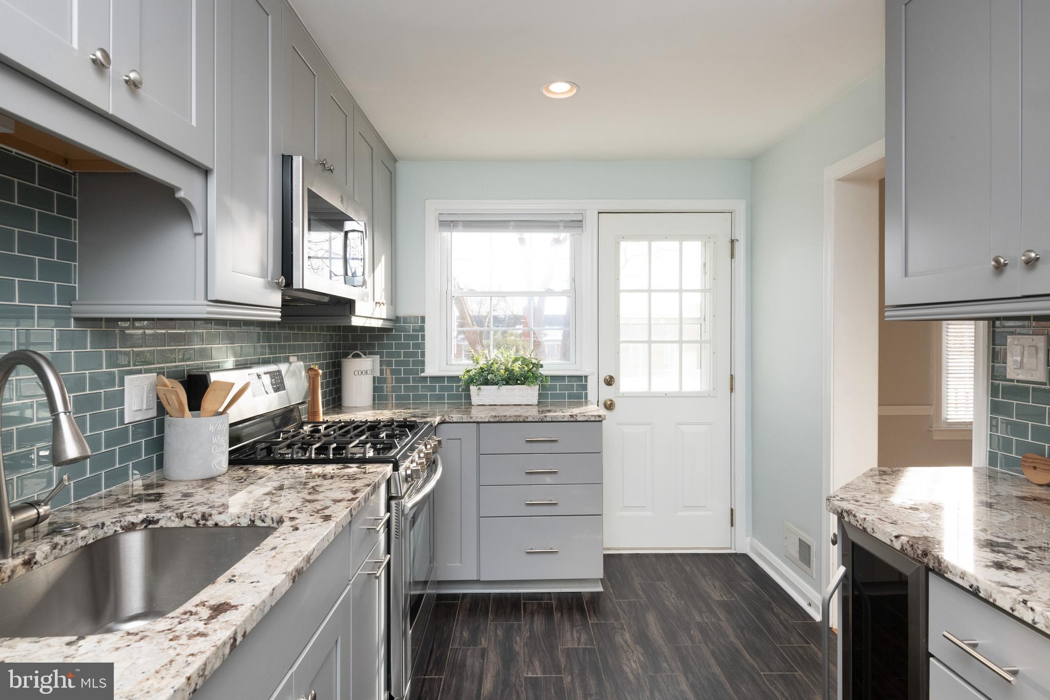 1545 Dellsway Road Towson, MD 21286 - Photo 14 of 35 Kitchen