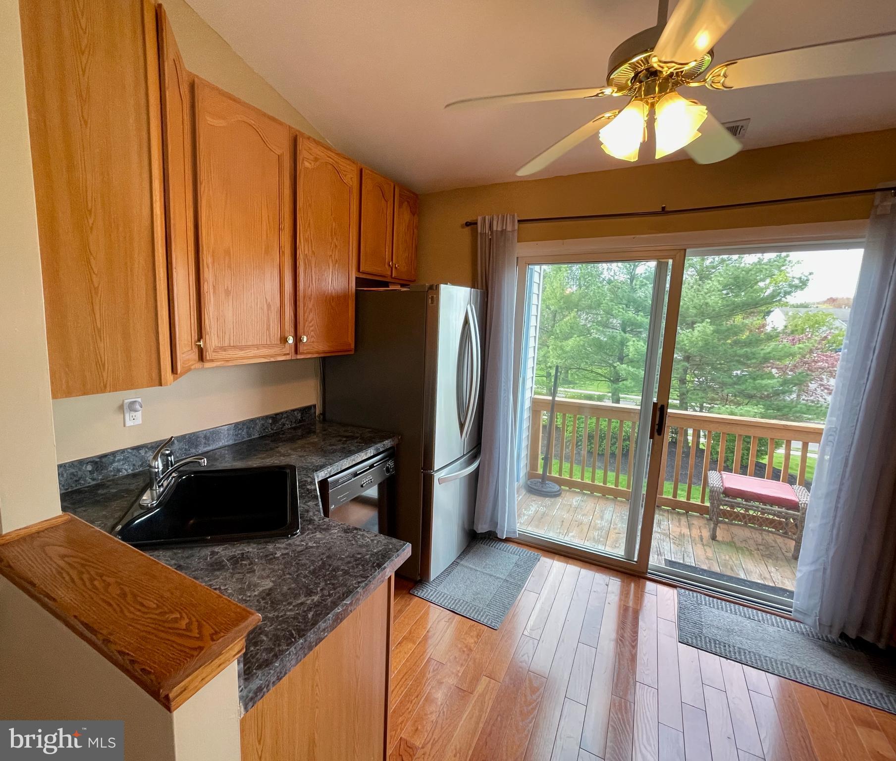 4 Foxglove Drive Delran, NJ 08075 - Photo 13 of 40 Kitchen Detail