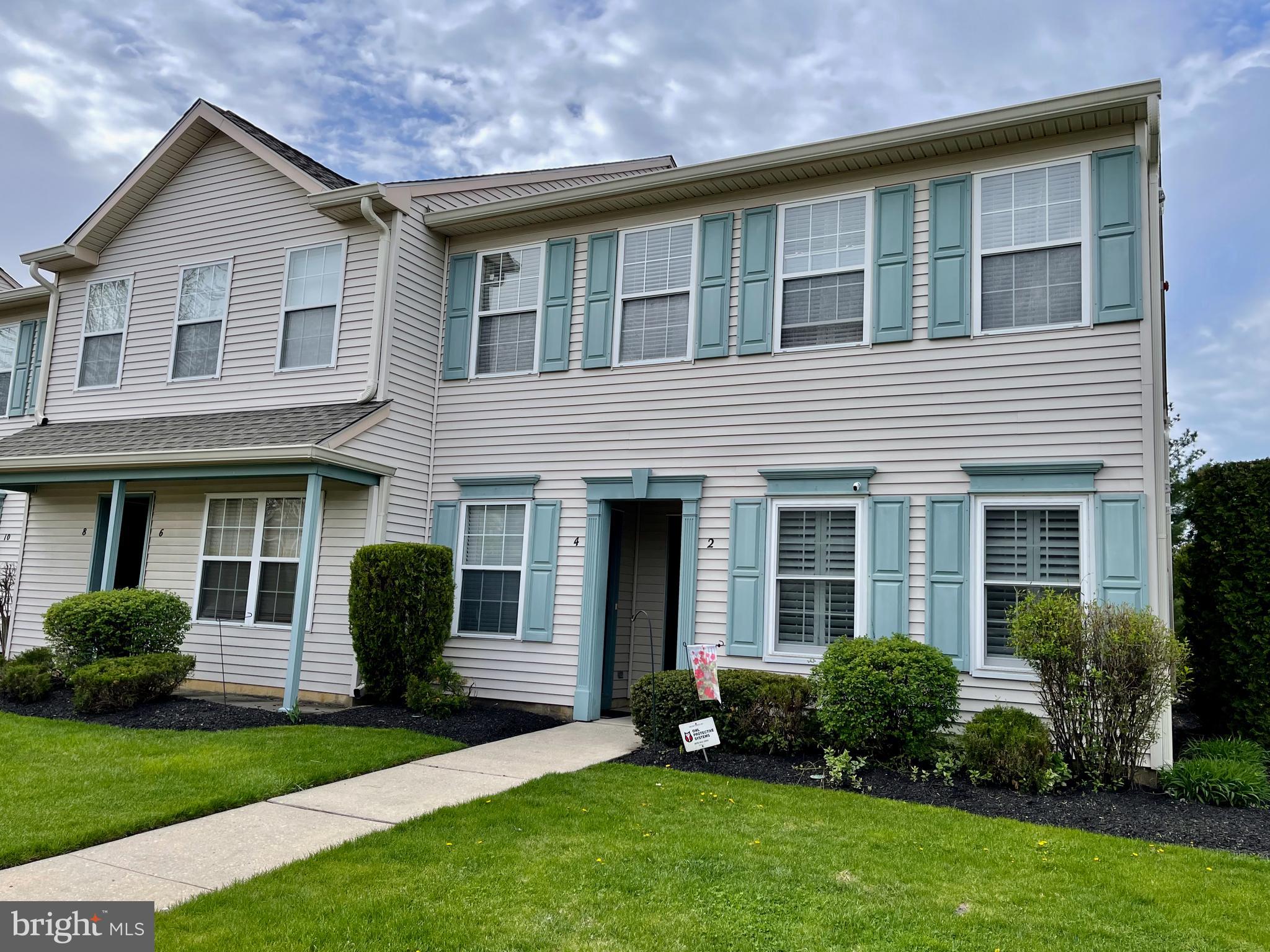 4 Foxglove Drive Delran, NJ 08075 - Photo 2 of 40 Exterior Front