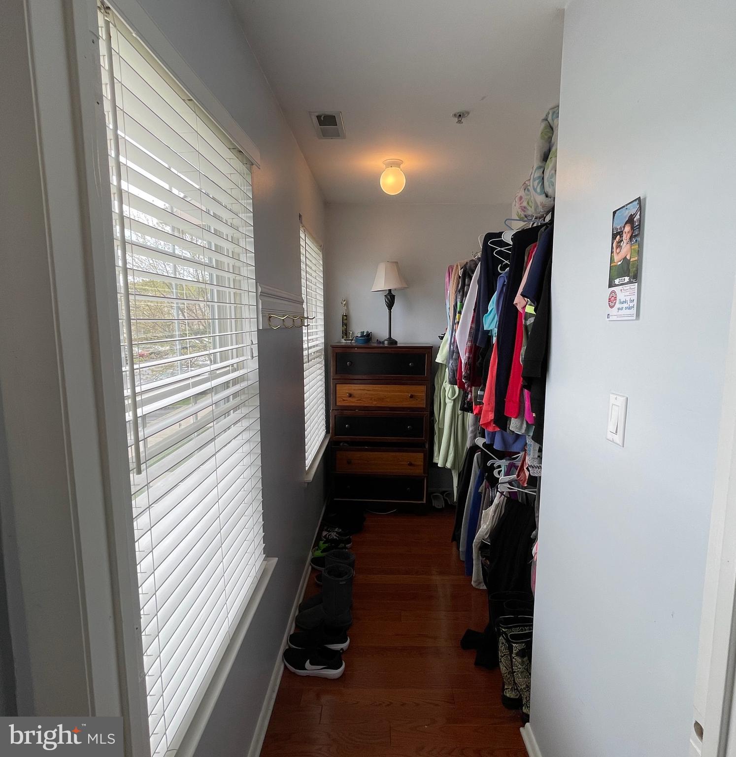 4 Foxglove Drive Delran, NJ 08075 - Photo 30 of 40 Walk-in-Closet