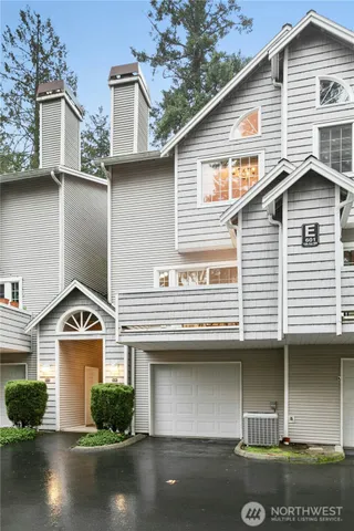 $575,000 | 601 12th Avenue Northwest, Unit E4, Issaquah, WA 98027
