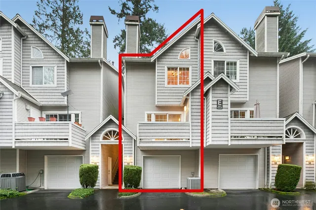 $575,000 | 601 12th Avenue Northwest, Unit E4, Issaquah, WA 98027