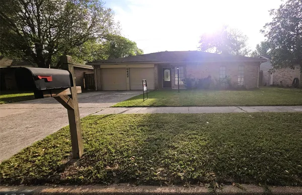 $1,550 | 9422 Pinole Lane, Houston, TX 77086