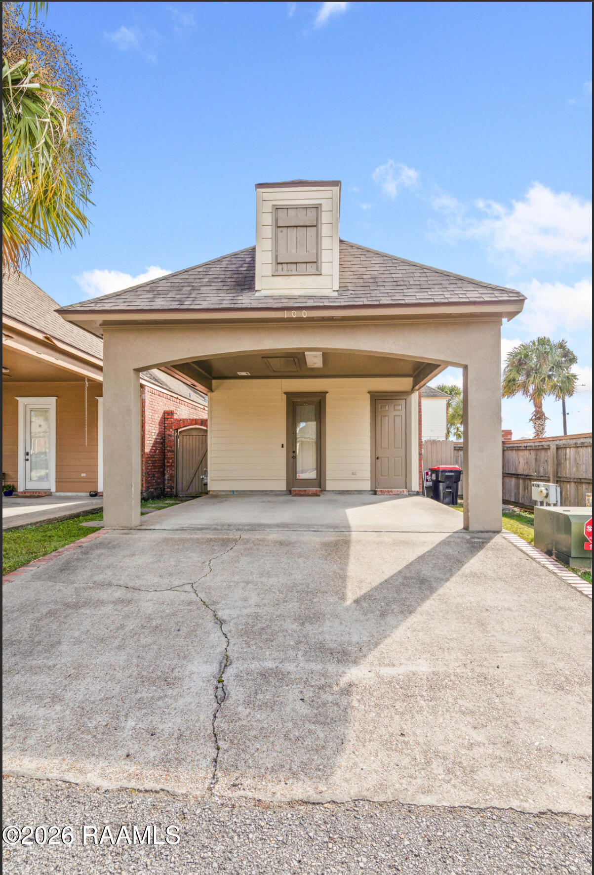 100 Coconut Grove Circle Lafayette, LA 70508 - Photo 2 of 28 IMG_2066